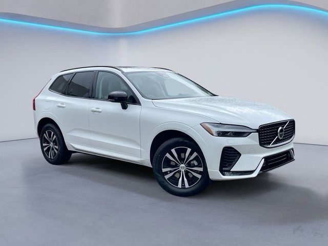 2025 Volvo XC60 Core