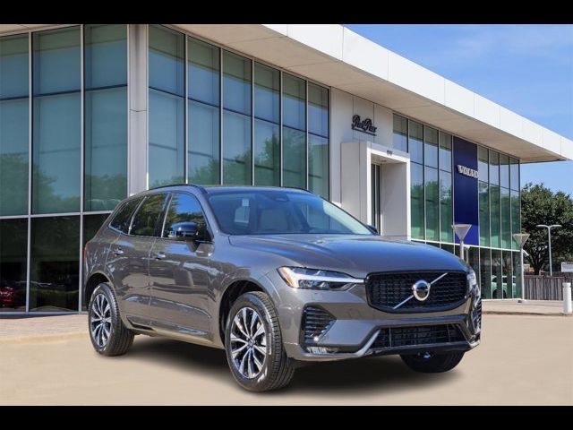 2025 Volvo XC60 Core