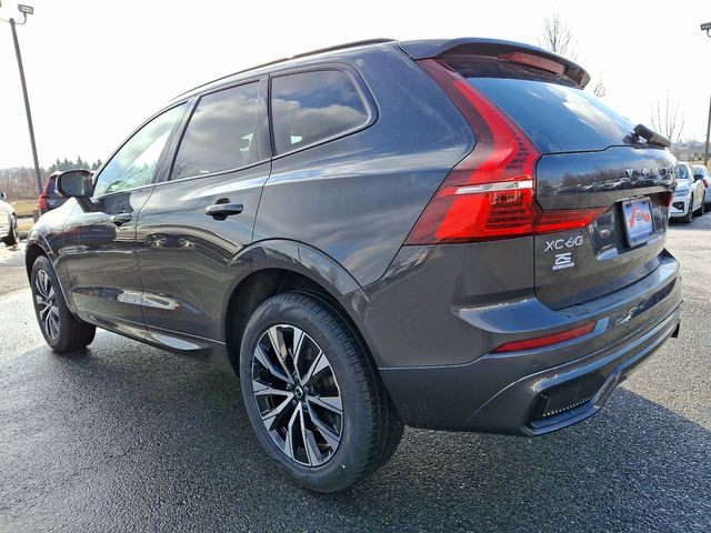 2025 Volvo XC60 Core