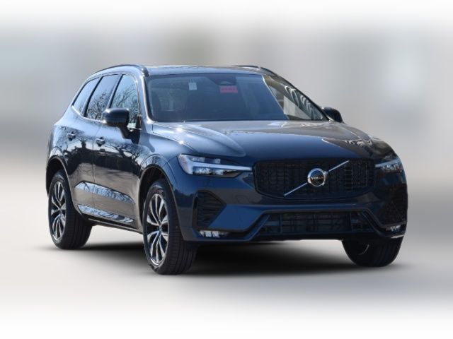 2025 Volvo XC60 Core