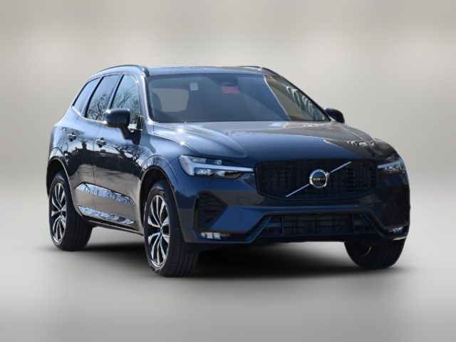 2025 Volvo XC60 Core