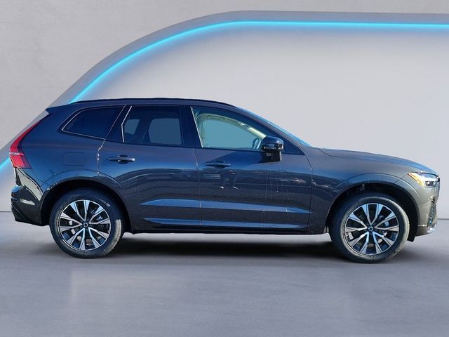 2025 Volvo XC60 Core