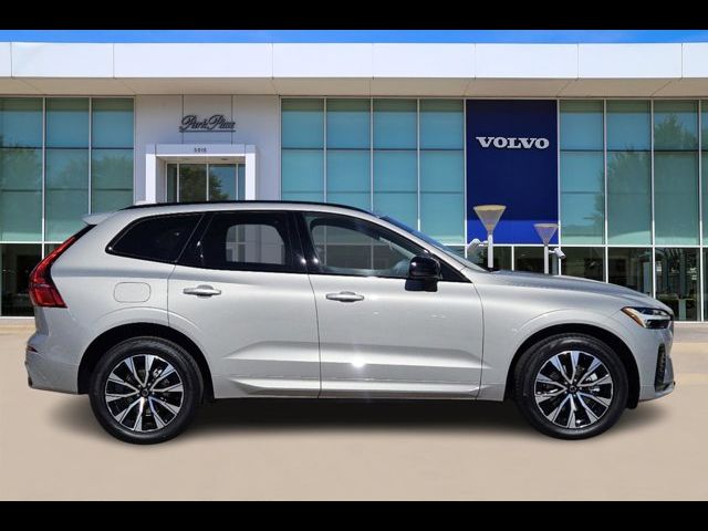 2025 Volvo XC60 Core