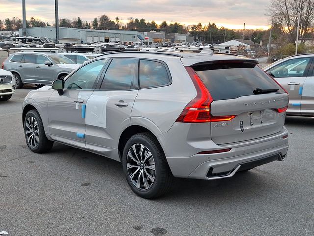 2025 Volvo XC60 Core