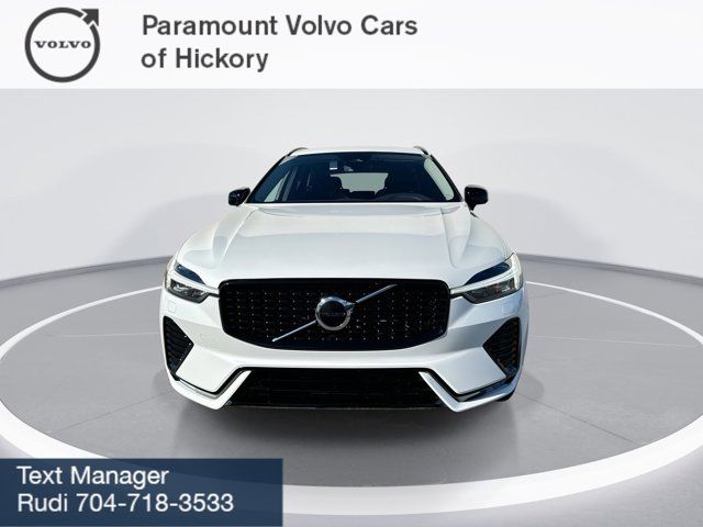 2025 Volvo XC60 Core