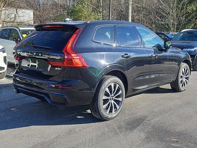 2025 Volvo XC60 Core