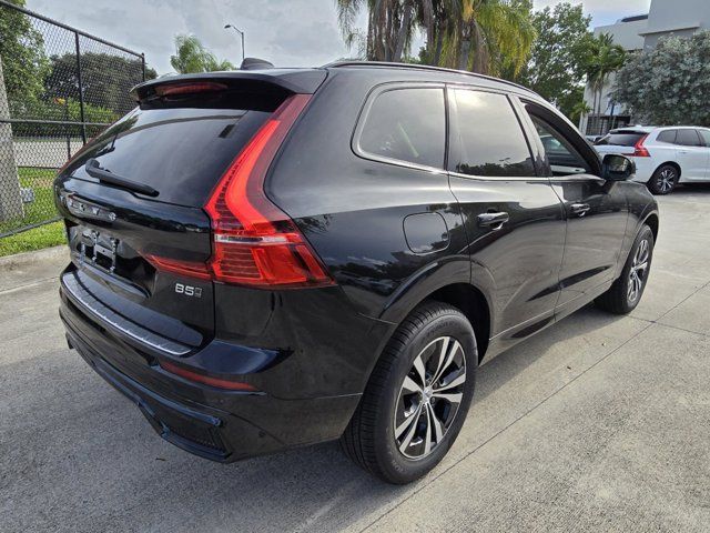 2025 Volvo XC60 Core