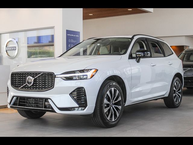 2025 Volvo XC60 Core