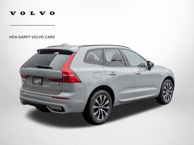 2025 Volvo XC60 Core