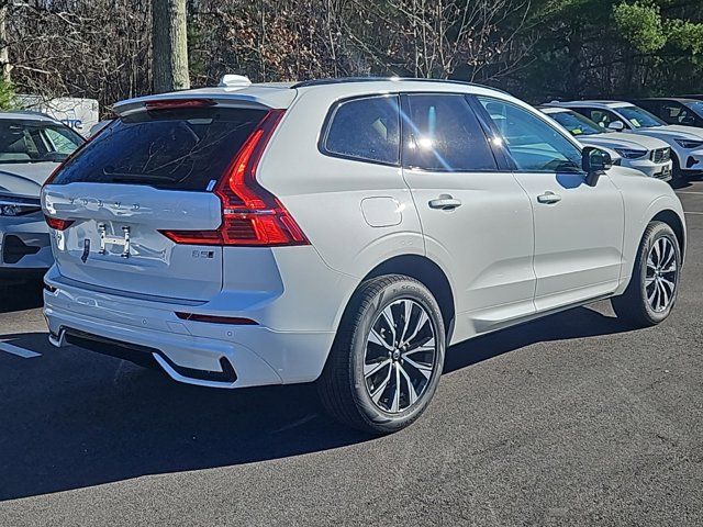 2025 Volvo XC60 Core