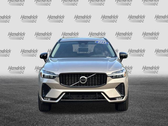 2025 Volvo XC60 Core