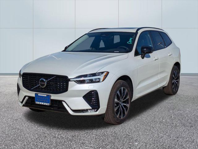 2025 Volvo XC60 Core