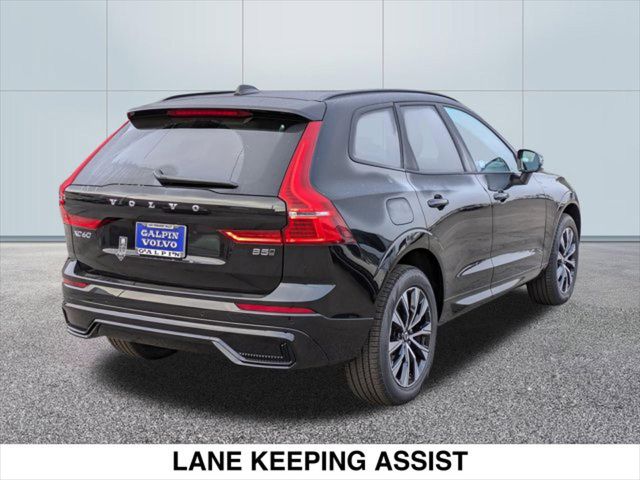 2025 Volvo XC60 Core