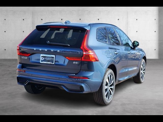 2025 Volvo XC60 Core