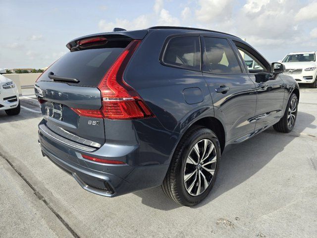 2025 Volvo XC60 Core