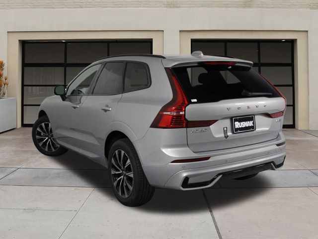 2025 Volvo XC60 Core