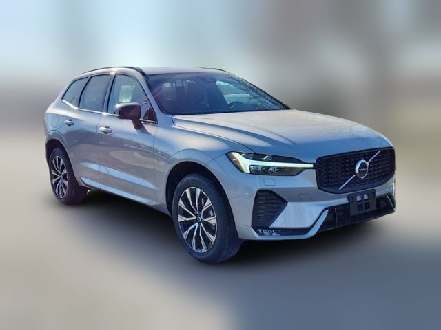 2025 Volvo XC60 Core