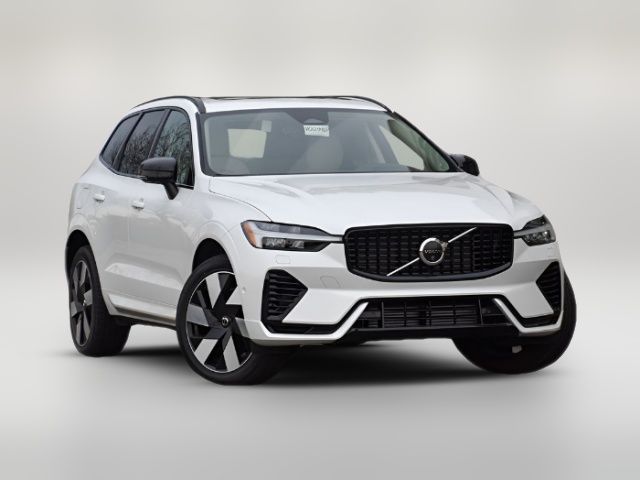 2025 Volvo XC60 Plug-In Hybrid Plus