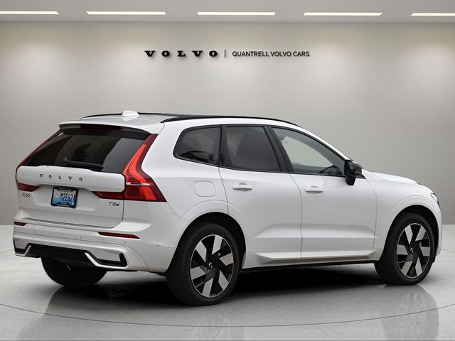 2025 Volvo XC60 Plug-In Hybrid Plus