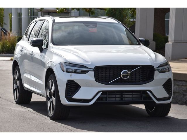 2025 Volvo XC60 Plug-In Hybrid Plus