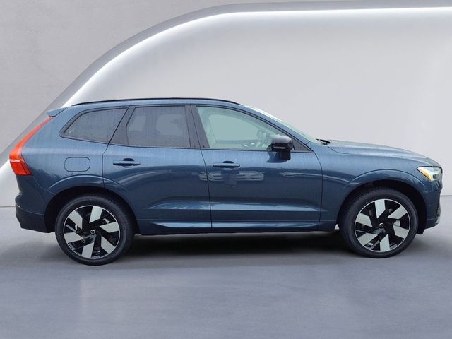 2025 Volvo XC60 Plug-In Hybrid Plus