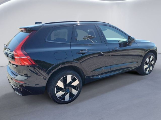 2025 Volvo XC60 Plug-In Hybrid Plus