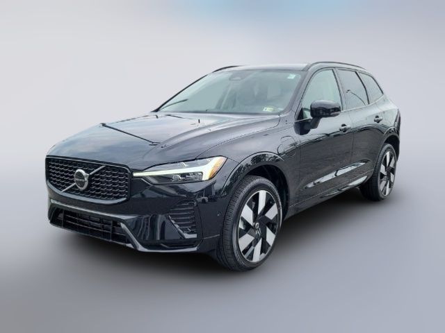 2025 Volvo XC60 Plug-In Hybrid Plus