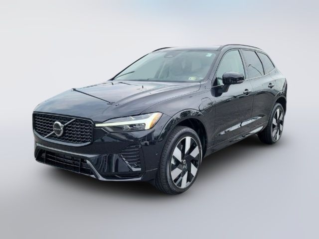 2025 Volvo XC60 Plug-In Hybrid Plus