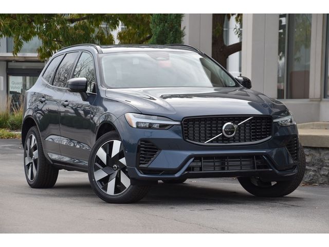 2025 Volvo XC60 Plug-In Hybrid Plus