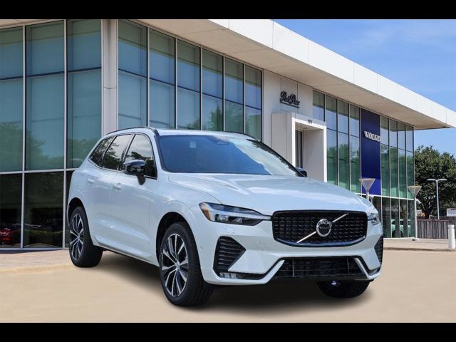 2025 Volvo XC60 Plus