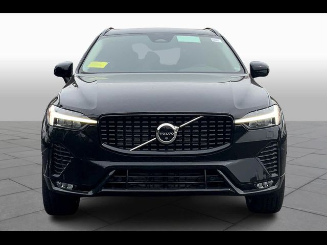 2025 Volvo XC60 Plus