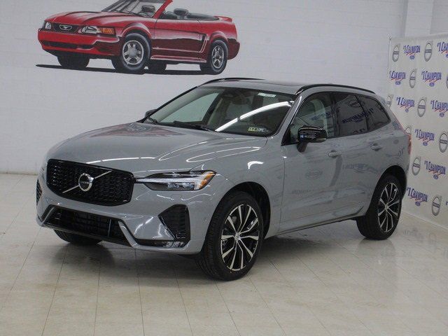 2025 Volvo XC60 Plus