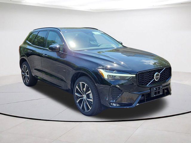 2025 Volvo XC60 Plus