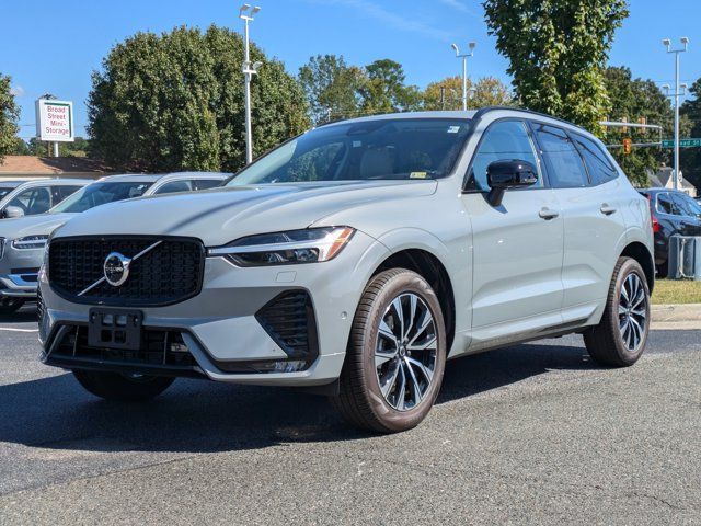 2025 Volvo XC60 Plus