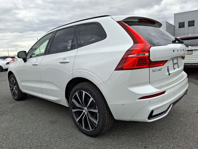 2025 Volvo XC60 Plus