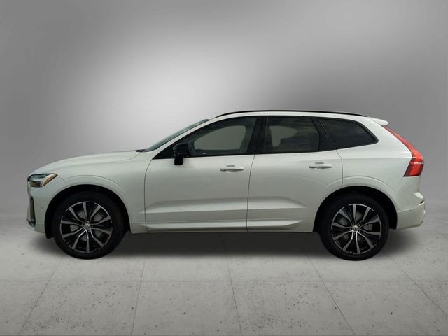 2025 Volvo XC60 Plus