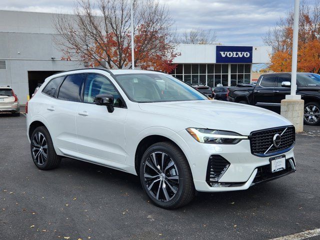 2025 Volvo XC60 Plus