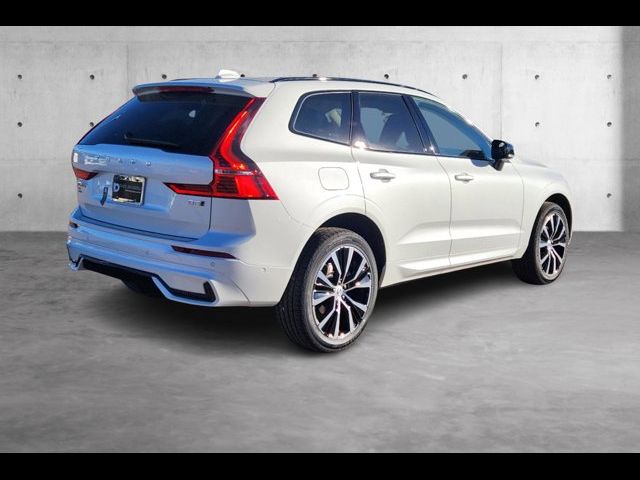 2025 Volvo XC60 Plus