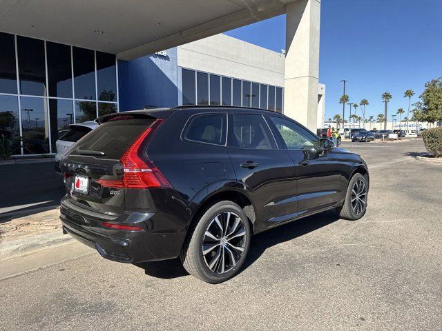 2025 Volvo XC60 Plus