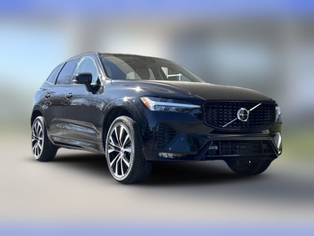 2025 Volvo XC60 Plus