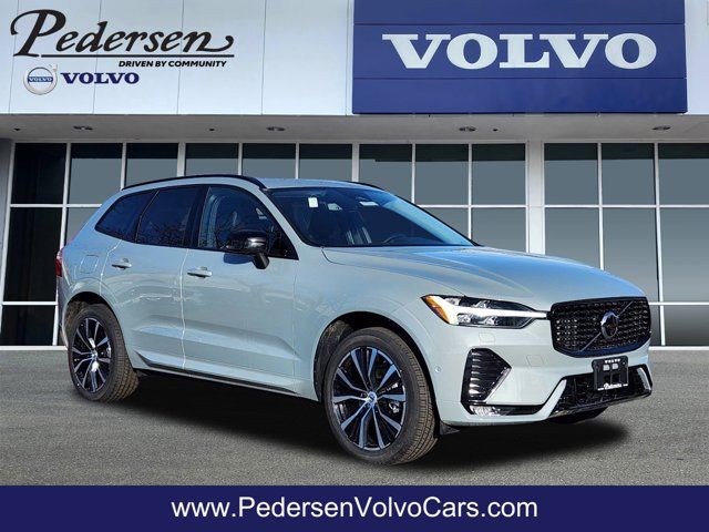 2025 Volvo XC60 Plus