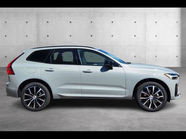 2025 Volvo XC60 Plus