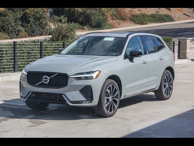 2025 Volvo XC60 Plus