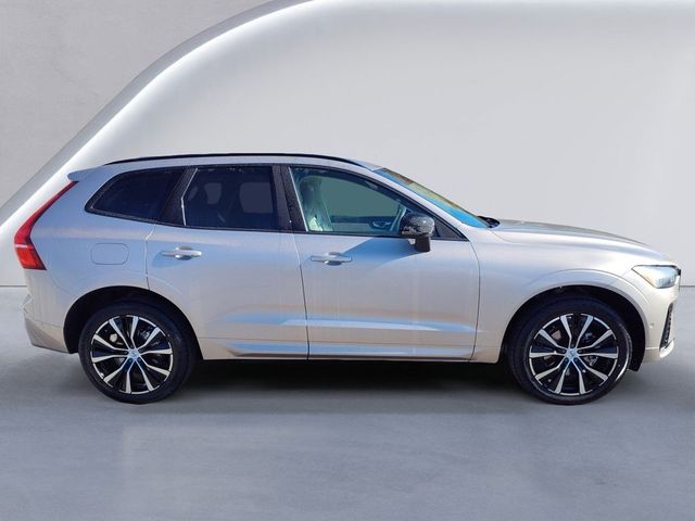 2025 Volvo XC60 Plus