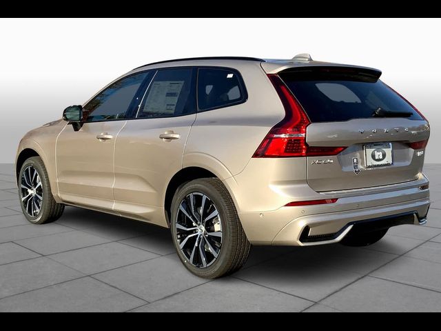 2025 Volvo XC60 Plus