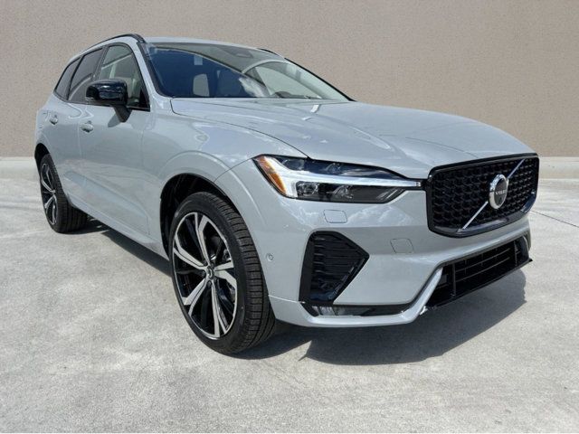 2025 Volvo XC60 Plus