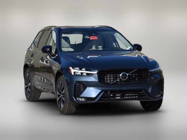 2025 Volvo XC60 Plus