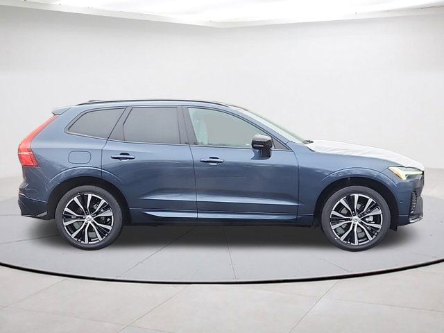 2025 Volvo XC60 Plus