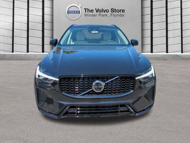 2025 Volvo XC60 Plus