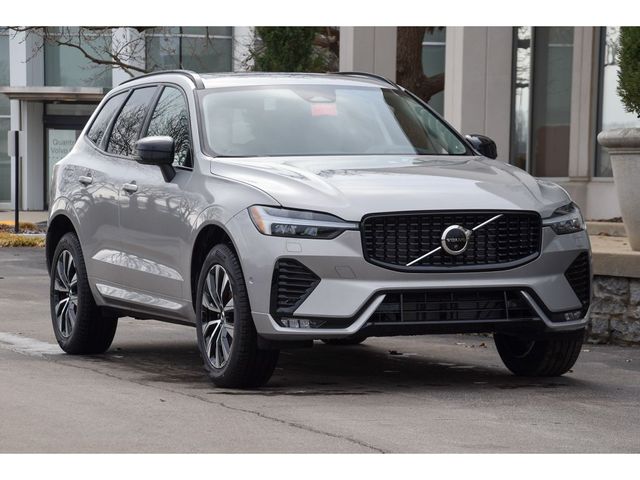 2025 Volvo XC60 Plus